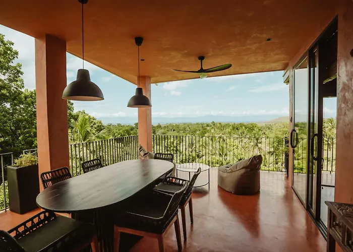 C South Hideout Holiday home